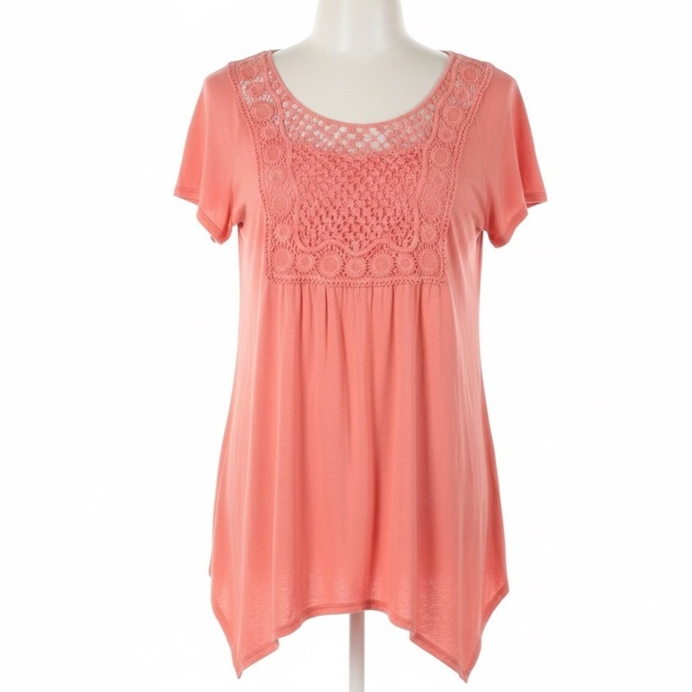 Dressbarn Blouse Women L Coral Pink Crochet Lace‎ Neck Sharkbite Hem Tunic Top